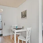 Beautiful In With Kitchen