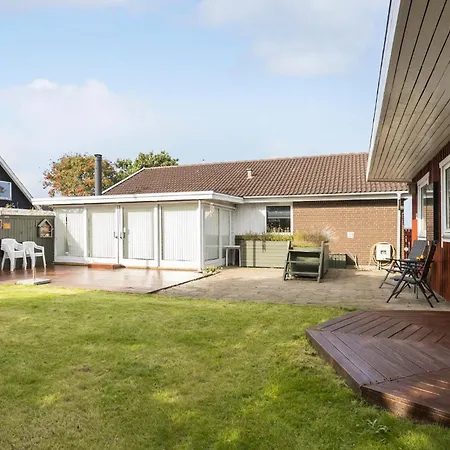 Holiday home Beautiful In With Kitchen *