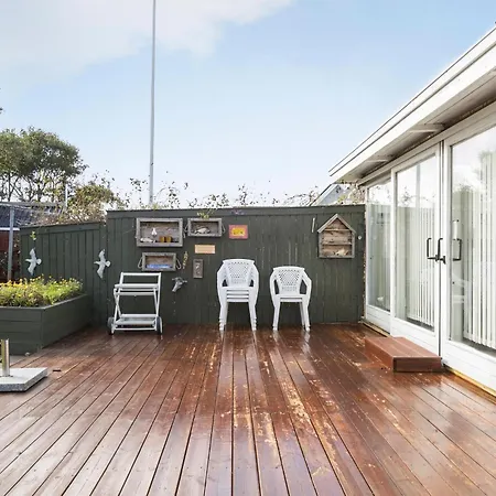 Holiday home Beautiful In With Kitchen *
